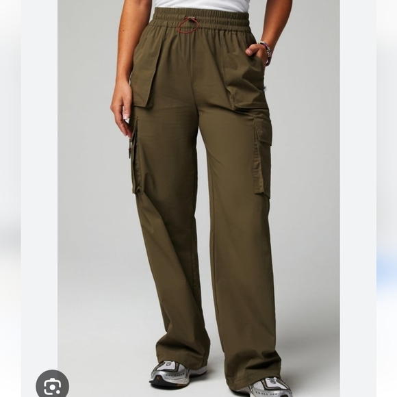 Fabletics Pants - Fabletics Olive Green Heights Cargo Pant Size XXL/1X